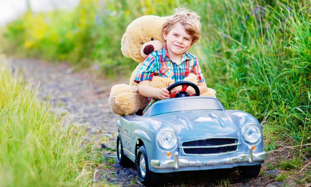 Why Ride-On Cars Are Great for Kids’ Parties