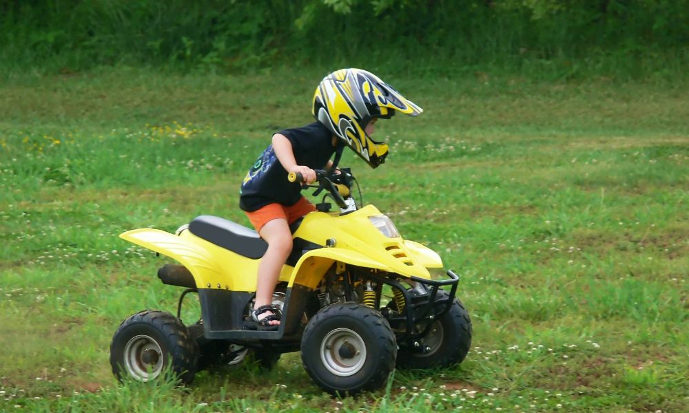 Tips for Teaching Your Kid To Ride a Four-Wheeler